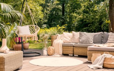5 Ways to Warm Your Outdoor Living Spaces in the Fall